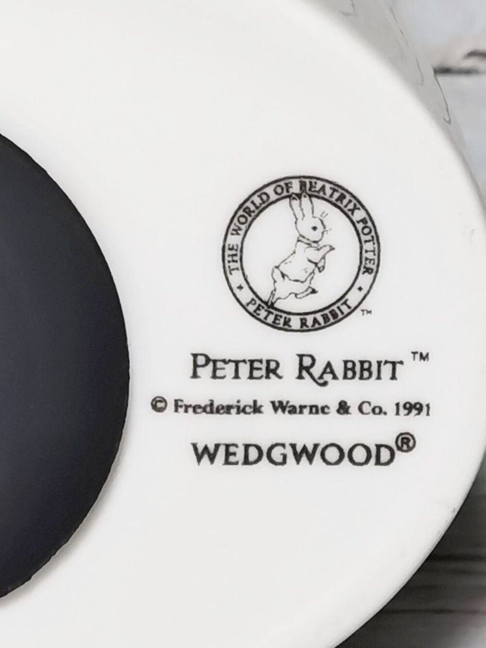 Wedgwood Beatrix Potter Peter Rabbit Coin Bank Nursery Decor Baby Shower Gift - Picture 6 of 6